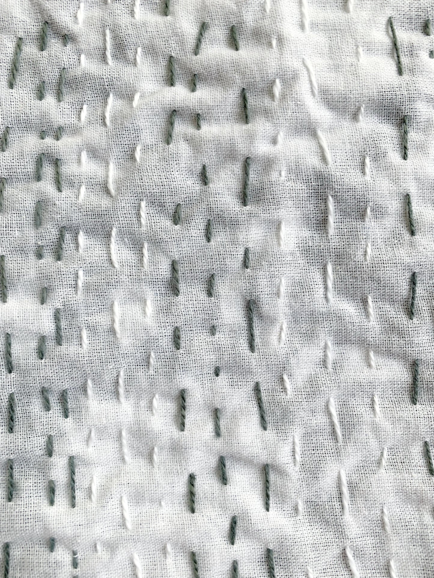 Kantha algodón 100% estampado artesanal block print India · Plaid · Colcha verano · Cubre sofá hindú · Flores azul blanco