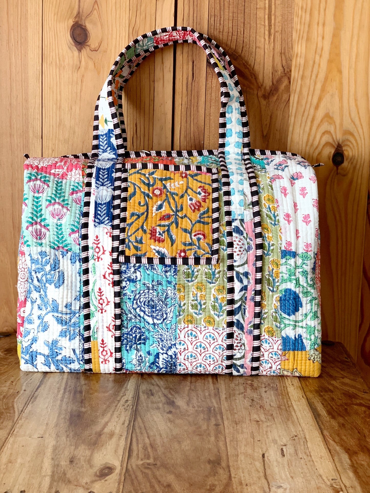 Bolsa viaje fin de semana gimnasio acolchada · Algodón puro estampado block print en India · Bolso bebé enguatado boho hindú · Patchwork