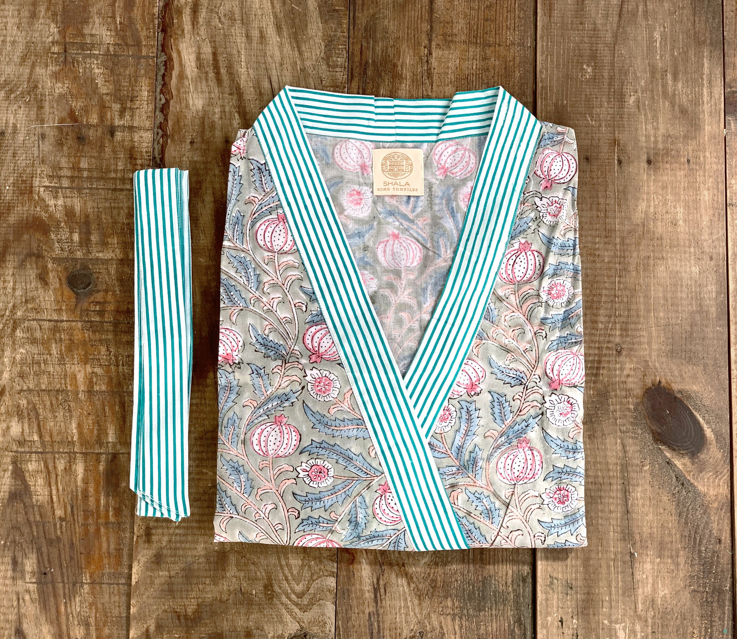 Kimono robe · Pure cotton block print handmade in India · Bride robe · Bridesmaid robe · Boho kimono · Water green pink flowers