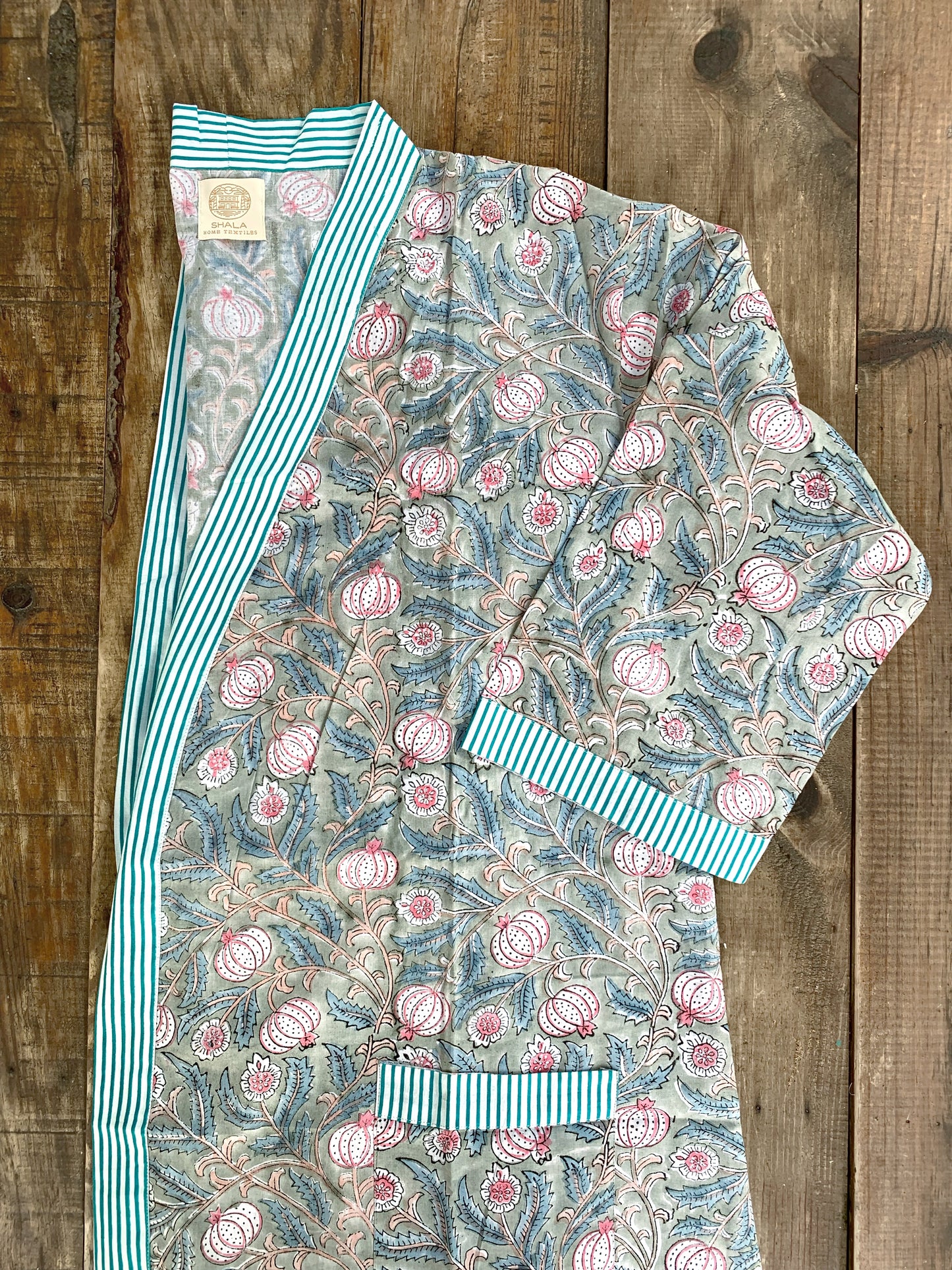 Kimono robe · Pure cotton block print handmade in India · Bride robe · Bridesmaid robe · Boho kimono · Water green pink flowers