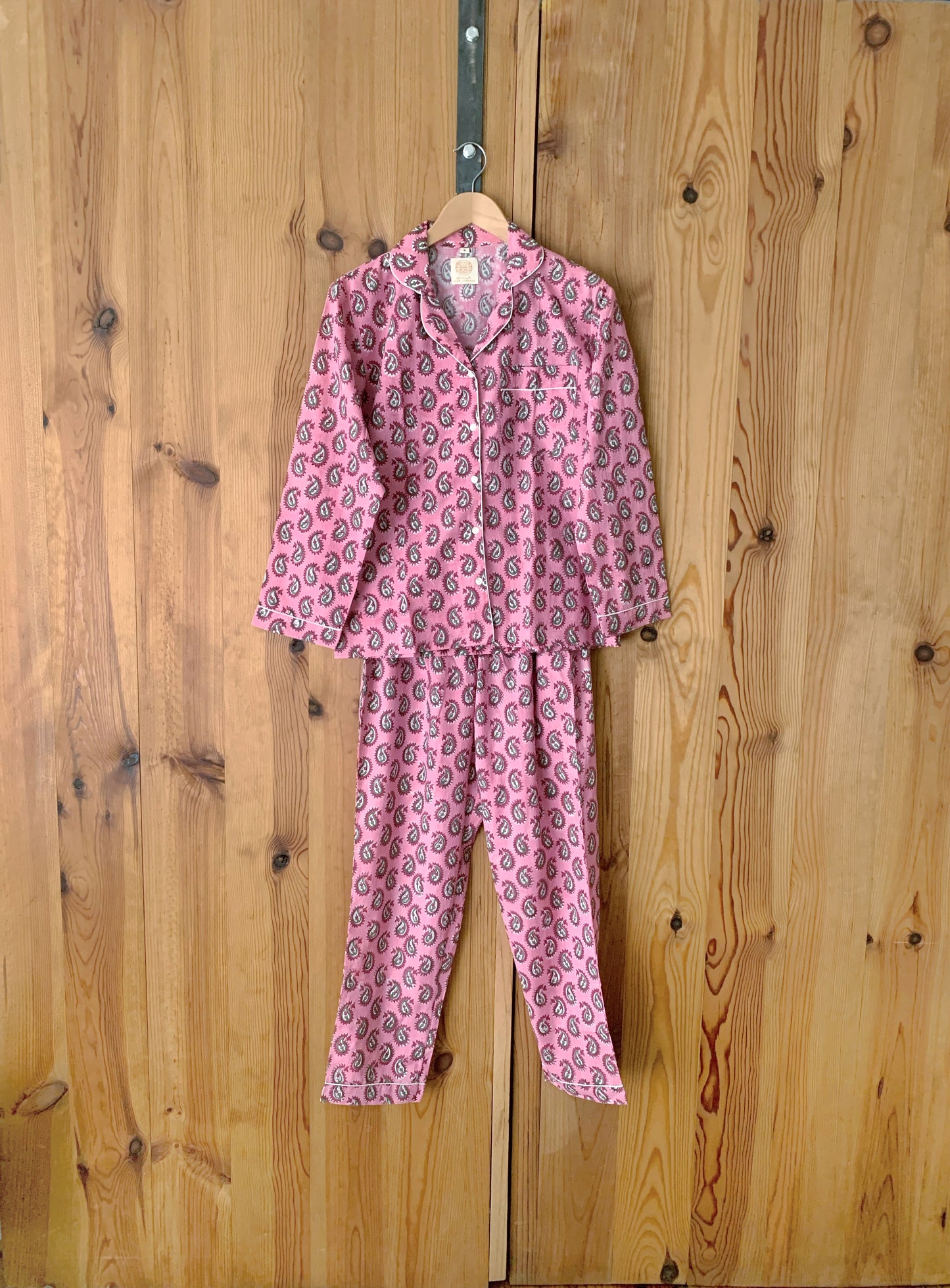 Long-sleeved pajamas and pants · Pure cotton block print handmade in India · 100% cotton winter pajamas · Bordeaux flowers