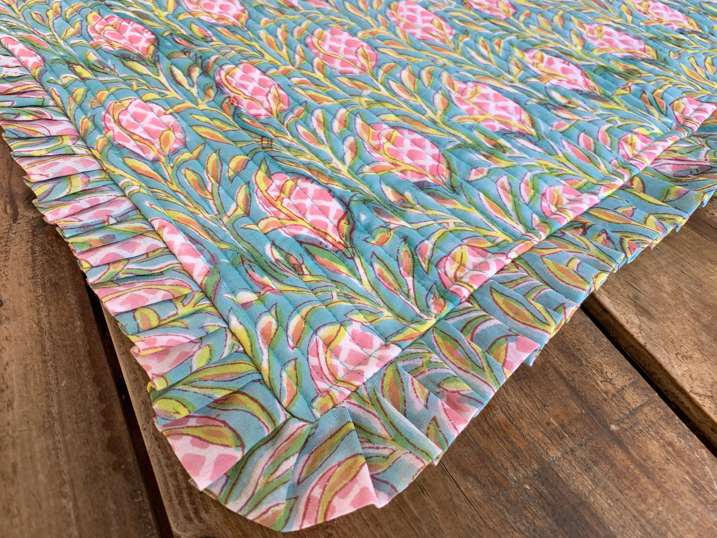 Padded rectangular placemat with ruffle plus napkins Pure cotton block print in India Set of 2 Pink pineapples