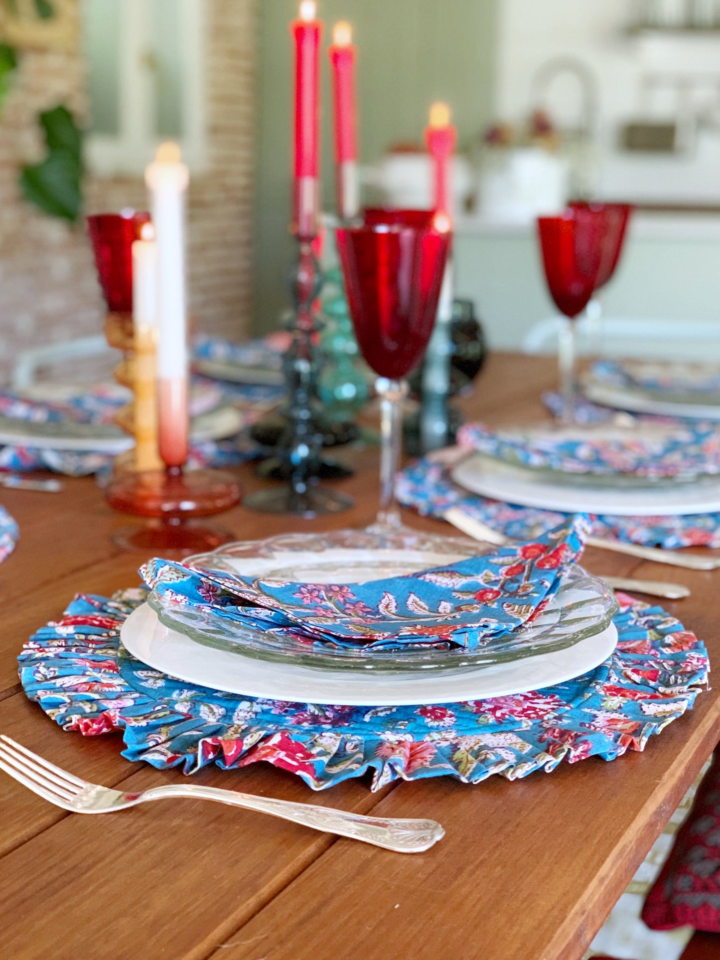 Round quilted ruffled placemat plus napkins Pure cotton block print in India Set of 2 Turquoise flowers