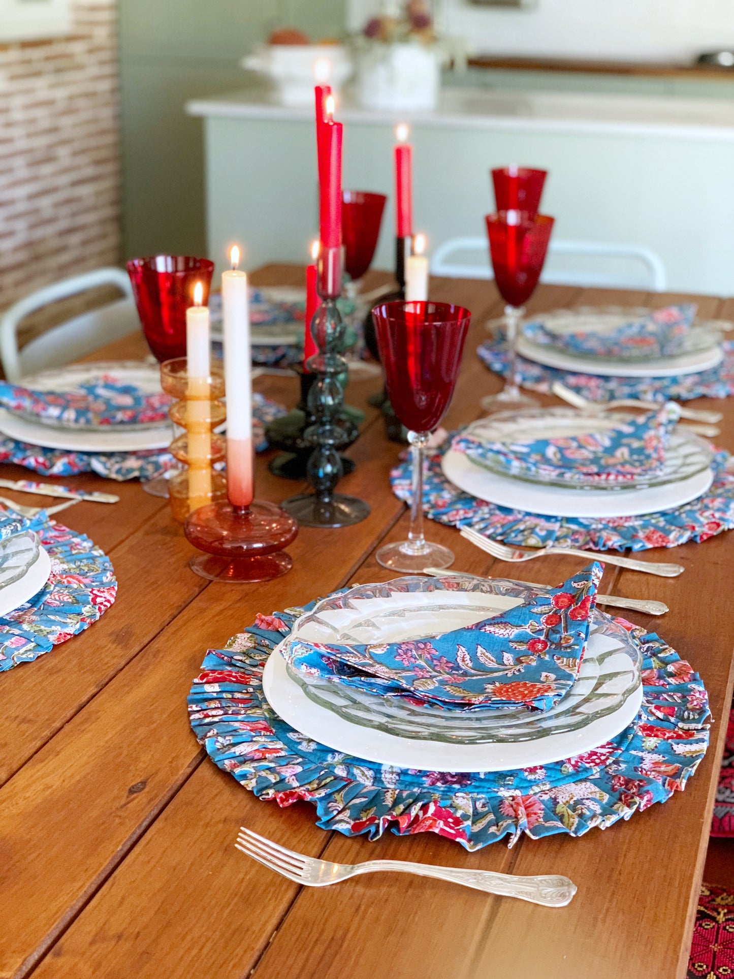 Round quilted ruffled placemat plus napkins Pure cotton block print in India Set of 2 Turquoise flowers