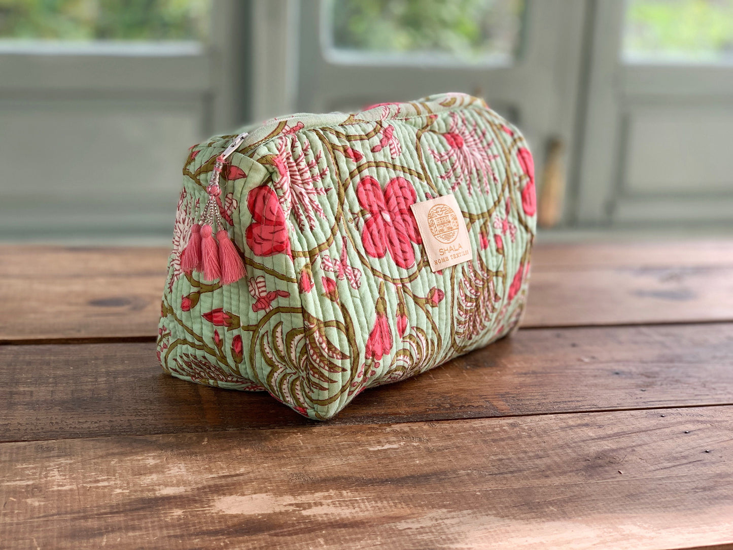 Padded toiletry bag · Pure cotton block print in India · Padded makeup bag, carryall · Green and pink flowers