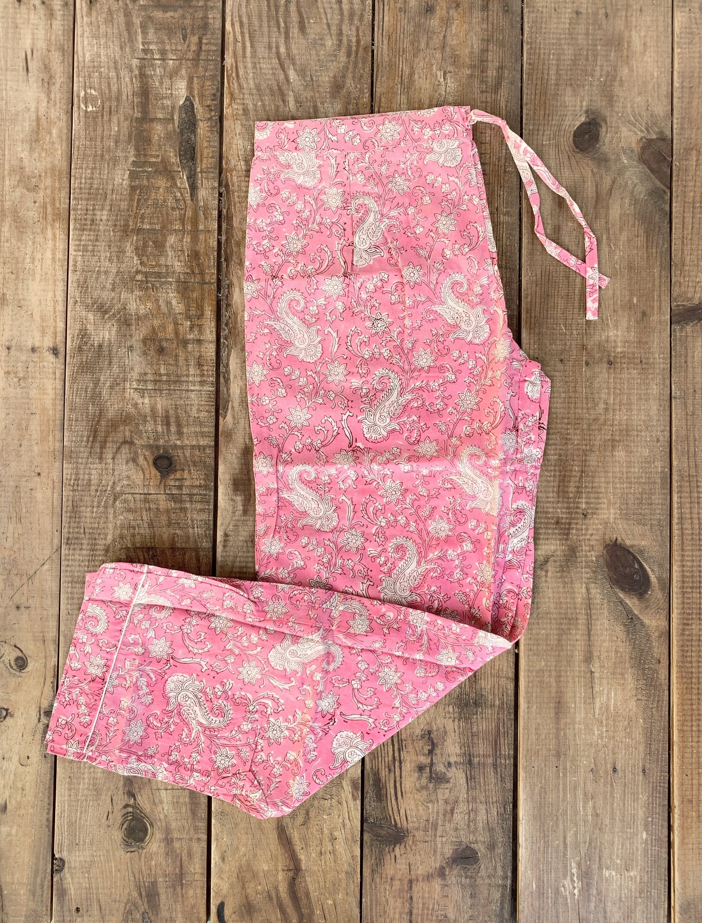 Pajamas with long sleeves and pants · Pure cotton block print handmade in India · 100% cotton winter pajamas · Pink white cashmere