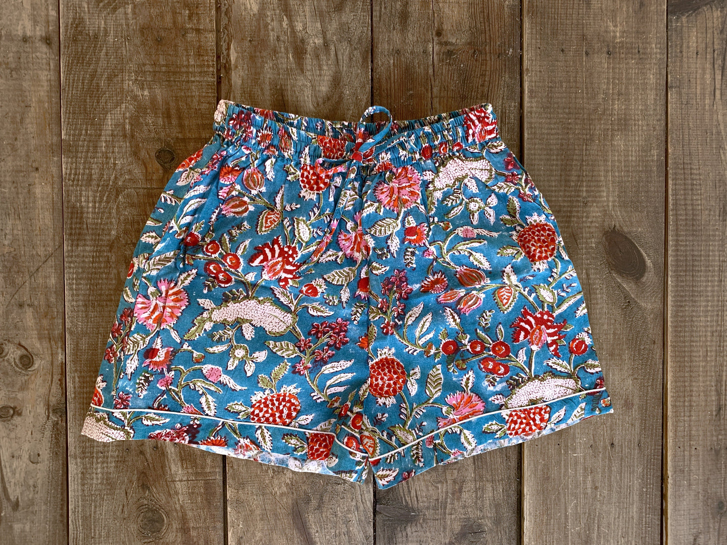 Gift SET Pajamas with sleeves/shorts and matching slippers Pure cotton block print handmade in India Blue red flowers