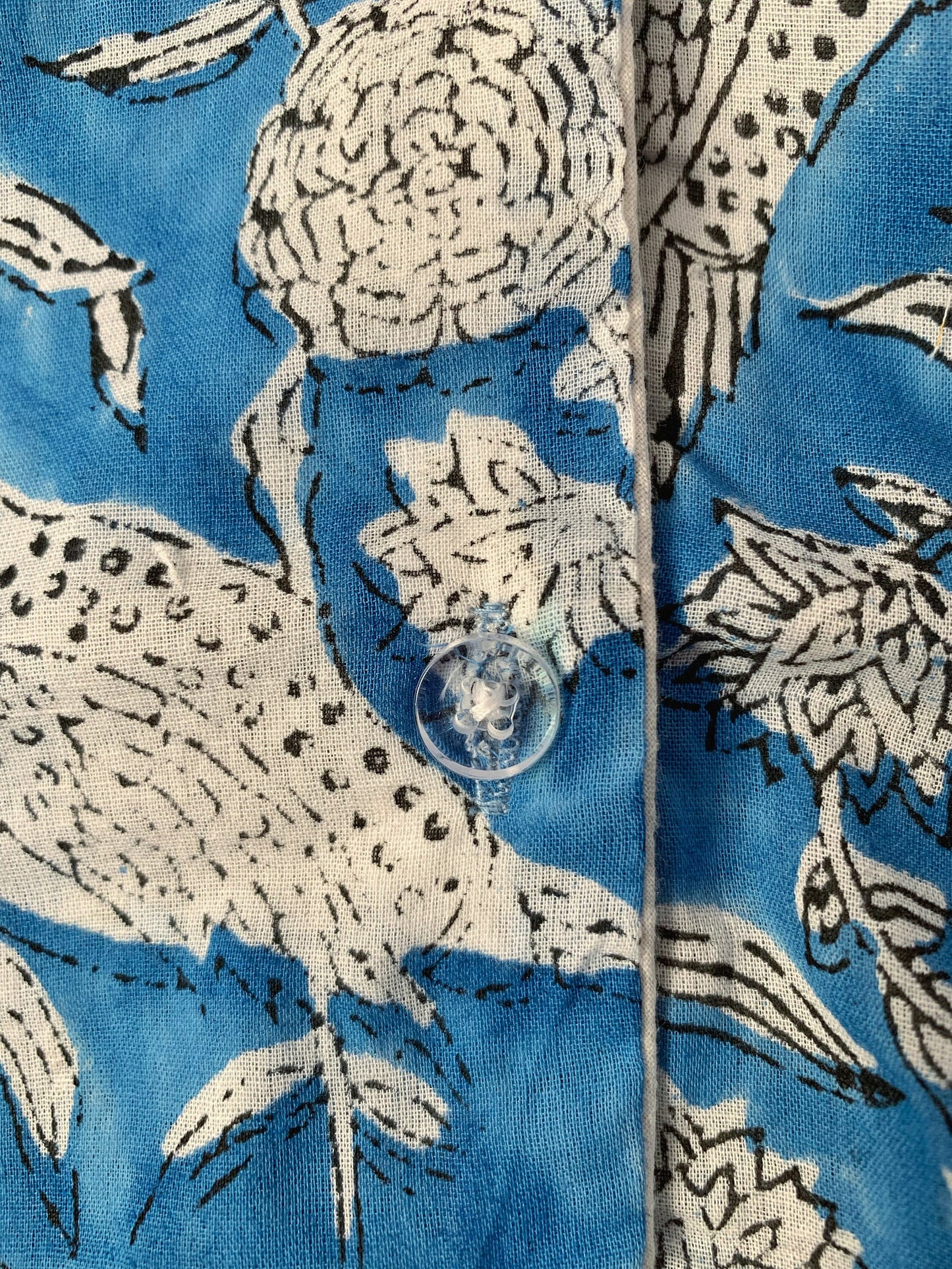 SET regalo · Pijama manga/pantalón corto y zapatillas a juego · Algodón puro estampado block print artesanal en India · Azul flores