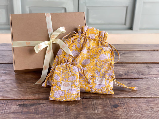 Gift SET · Long-sleeved nightgown &amp; matching slippers · Pure cotton block print handmade in India · Yellow print