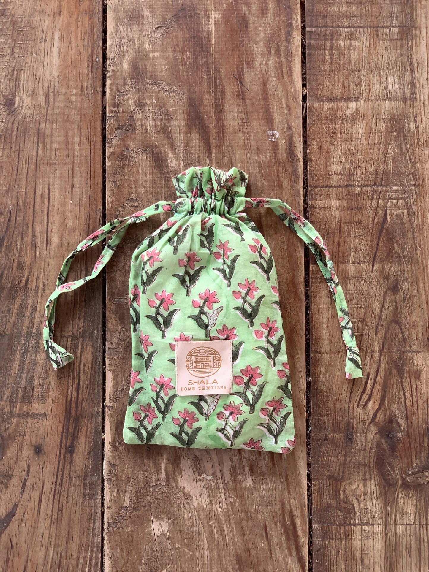 Gift SET Kimono robe &amp; matching slippers 100% pure cotton handcrafted block print in India Green and pink mix