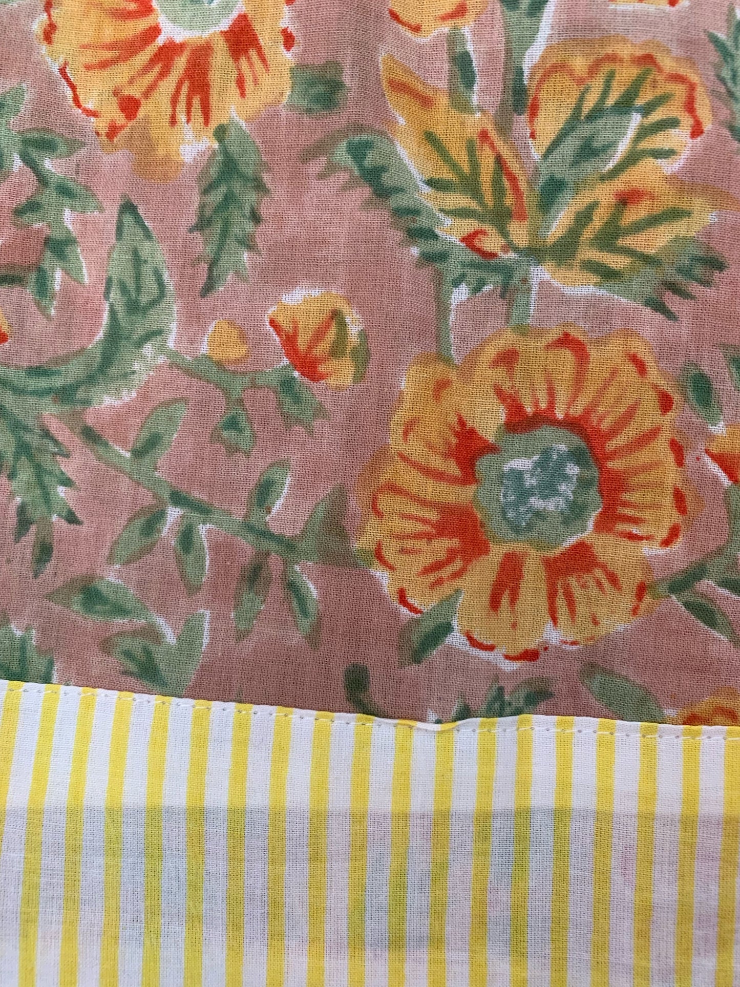 SET regalo · Bata kimono y bolsa de aseo juego · Algodón 100% puro estampado block print artesanal en India · Amarillo mostaza mix