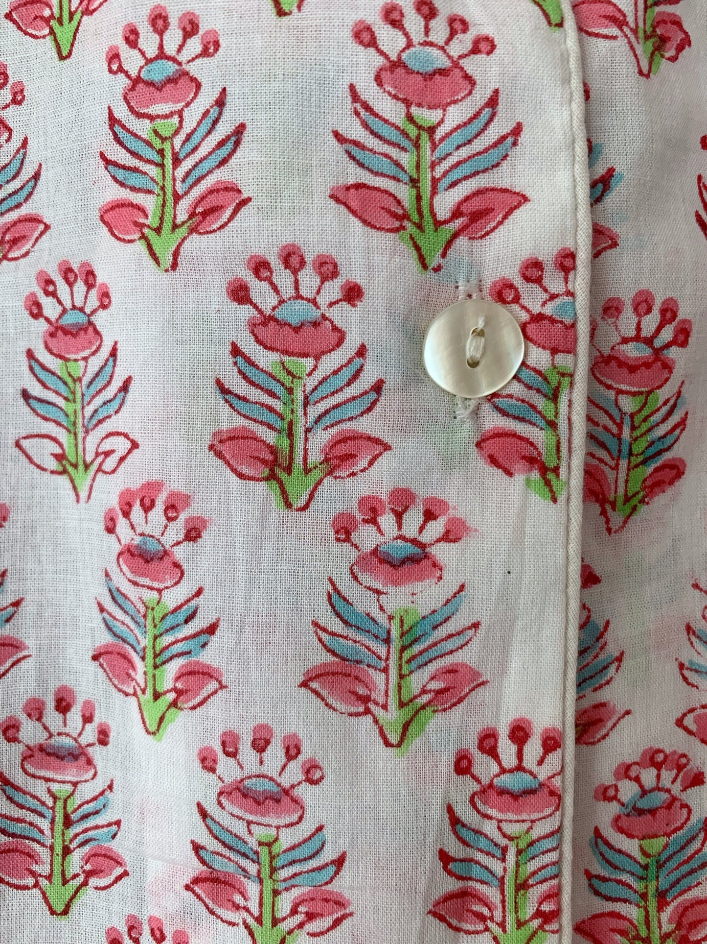 SET regalo · Camisón manga larga & zapatillas a juego · Algodón puro estampado block print artesanal en India · Blanco flores rosa