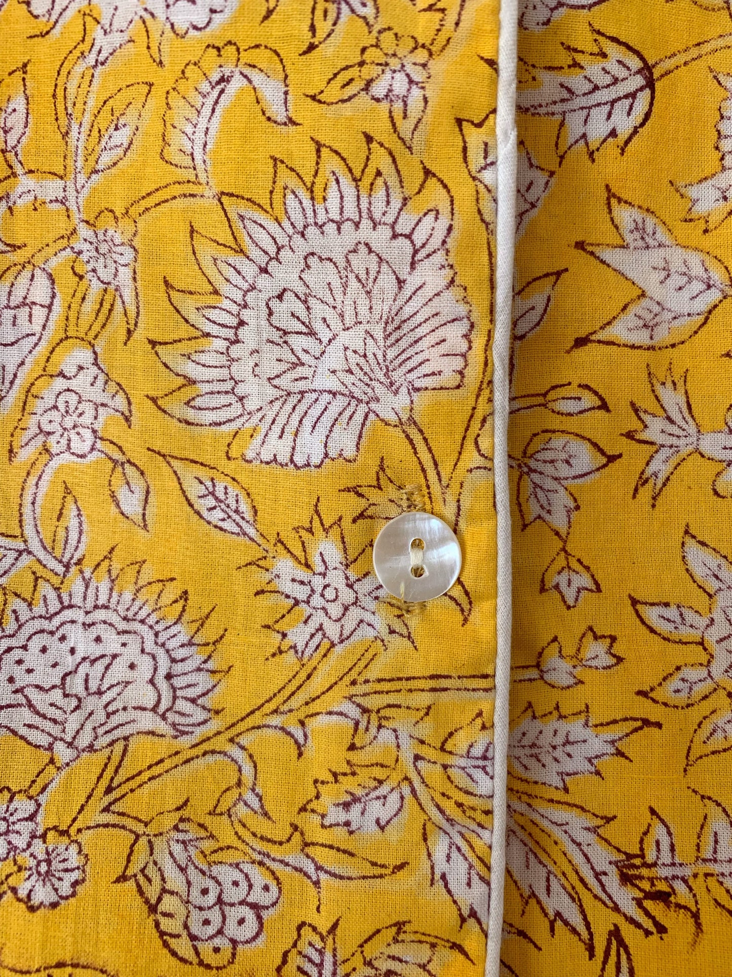 SET regalo · Camisón manga larga & zapatillas a juego · Algodón puro estampado block print artesanal en India · Amarillo estampado