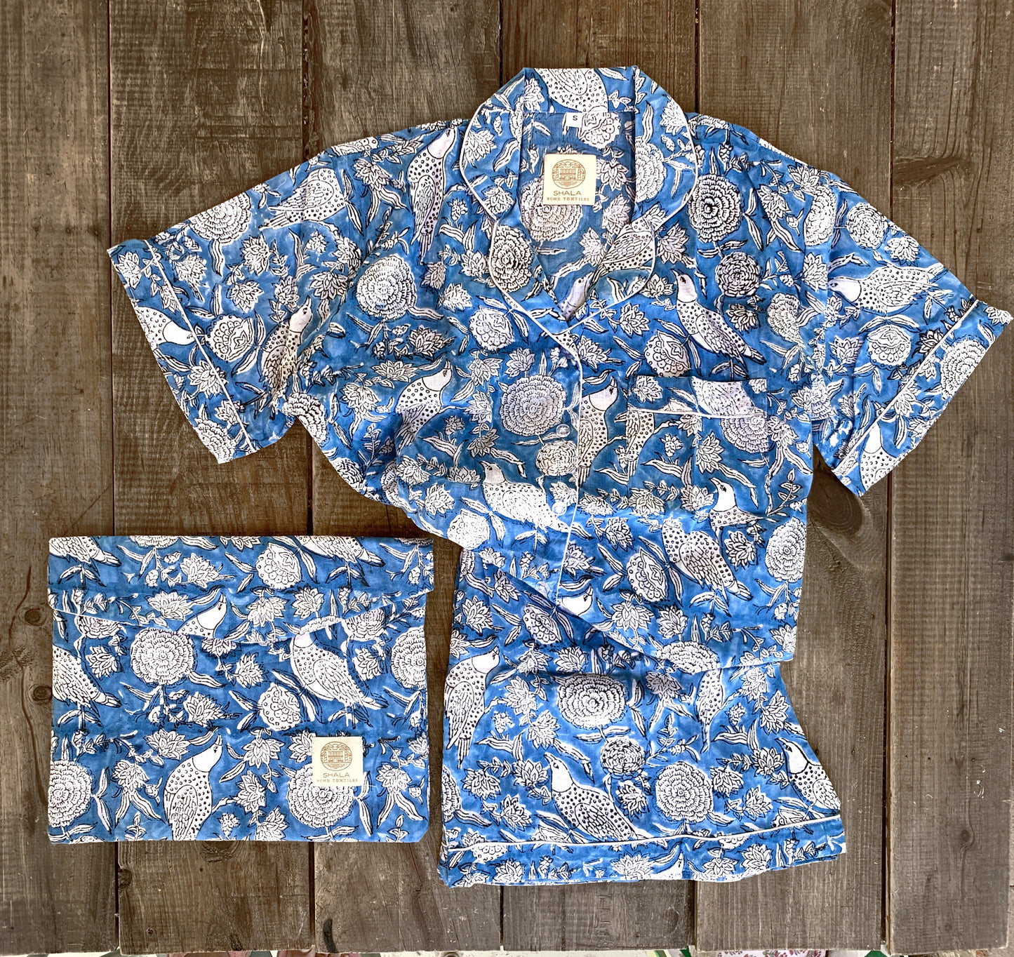 Gift SET Pajamas with sleeves/shorts &amp; matching kimono robe Pure cotton block print handmade in India Blue flowers