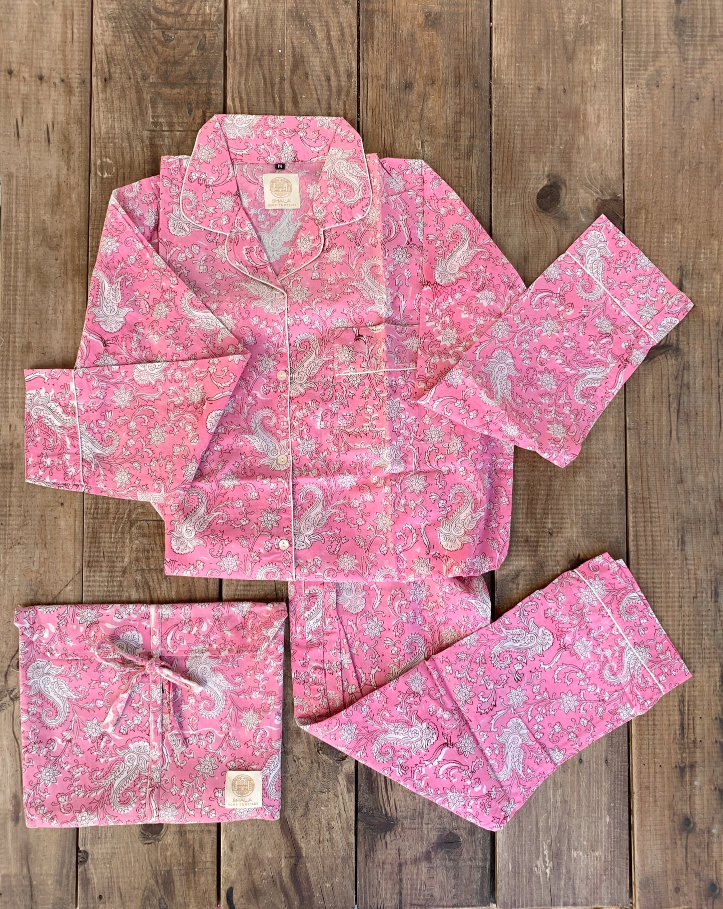 SET regalo · Pijama manga/pantalón largo & bata kimono a juego · Algodón puro estampado block print artesanal en India · Rosa
